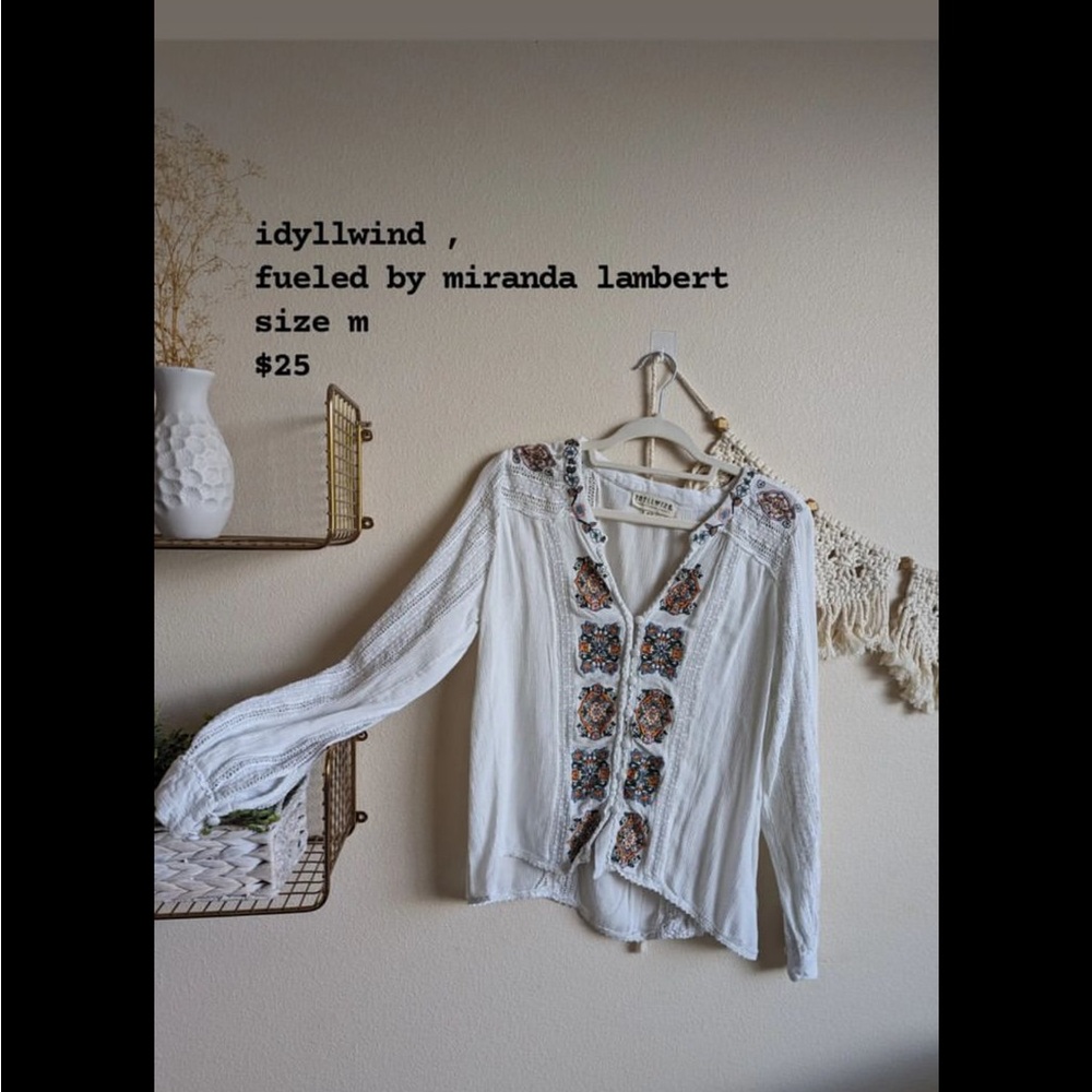 Idyllwind fueled by Miranda Lambert , White embroider boho top, medium